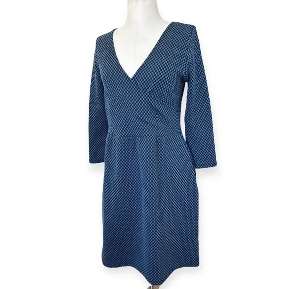HD in Paris Dresses & Skirts - Anthropologie HD in Paris Blue & Black Textured Wrap Style Skater Dress size M